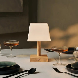 Tommy hellbraune Holztischlampe mit Glas - wiederaufladbare, dimmbare Lampe, kabelloser Beleuchtung