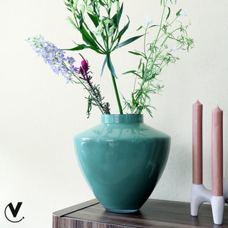 Vase The World – Mundgeblasene Glasvase in Grün (Ø 33 x H 32 cm