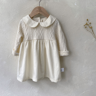 Gestricktes Baby Kleid mit Stickerei & Kragen – Bio-Baumwolle, Creme – Größen 6-36 Monate