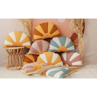 Moi Mili Patchwork-Sonnenkissen aus Leinen & Baumwolle – Blau-Orange – Follow the Sun