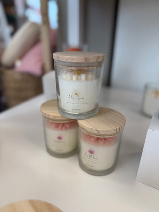 Duftkerze „Pure Grace“ – Sojawachs mit Pear & Freesia Duft