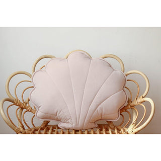 Moi Mili Muschelkissen aus Samt – Dekokissen für Kinderzimmer in Rosa/Braun – Teil der Spätsommerkollektion