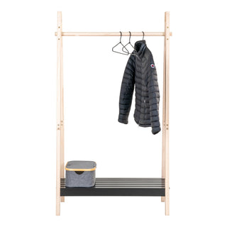 Kleiderständer aus Naturholz und MDF in Schwarz – House Nordic