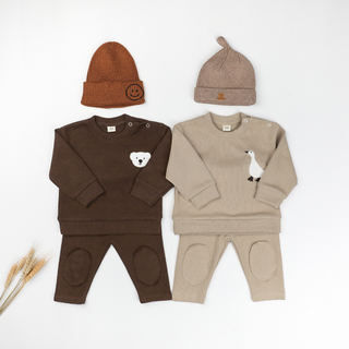 Bio Baby Set mit Langarm-Pullover und langen Hosen – Jungen & Mädchen – Organic Cotton – Motiv Gans oder Bär