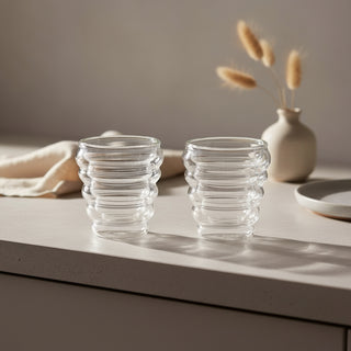 Aulica Doppelwandige Kaffeegläser 250 ml – 2er Set Thermogläser aus Glas mit Wellendesign