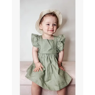 Annie&Charles Bio-Baumwollkleid mit Rüschen & Rückenschleife – Grün, Beige, Braun, Blau – Größen 6 Monate bis 4 Jahre