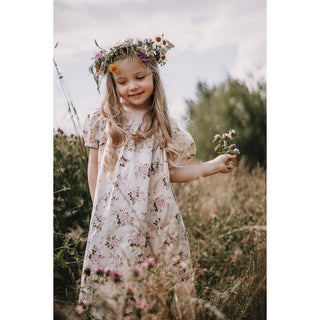 Annie&Charles Kinderkleid aus Bio-Baumwolle – Farben Floral & Apricot – Größen 12 Monate bis 8 Jahre