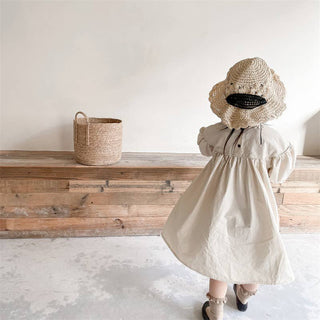 Annie&Charles Sommerkleid aus Bio-Baumwolle – Creme & Grau – Größen 12 Monate bis 8 Jahre – nachhaltig & luftig