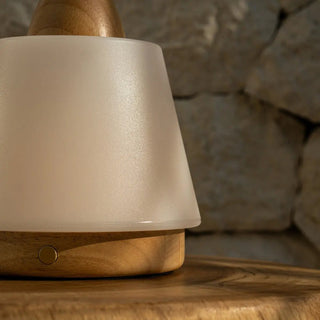 Liv Hellbraune wiederaufladbare Lampe – Lederband, dimmbar, kabellos