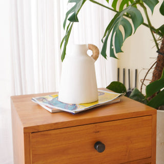 Soeji Vase „Sana“ – Handgefertigte Tonvase im Boho-Stil (Ø 16 x H 21 cm)