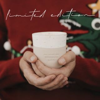 Limitierter Steingut Becher All I want for Christmas Eulenschnitt