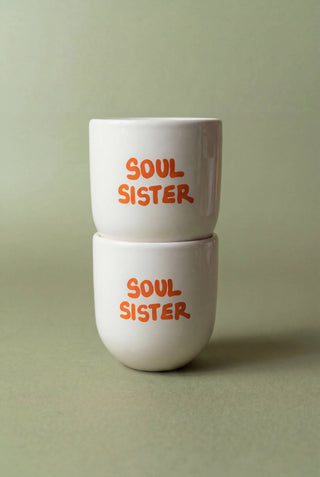 Soul Sister Tasse – Handgefertigte Keramiktasse mit Schriftzug | Geschenkidee für Freundinnen