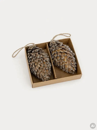 Anhänger-Set | PINETRA | Kiefernzapfen aus Schalen