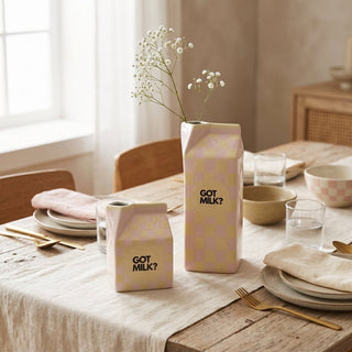 Got Milk Milchtüten Vase Groß Rosa Gelb – Keramikvase im Milchkarton Design | Moderne Vase für Trockenblumen & Wohnaccessoires