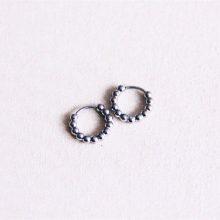 Edelstahl-Creolen 10mm „Kugeln“ – Silber