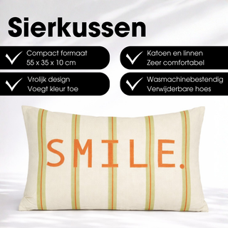 Smile Kissen Weiß mit grünem Schriftzug – Dekokissen aus Baumwolle 55 cm