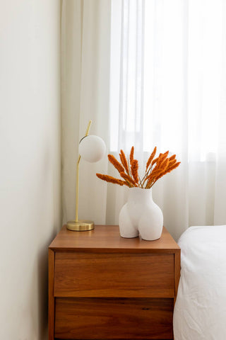 Nude Mini Vase aus Keramik