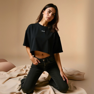 Statement Crop T-Shirt "GOOD GIRL - BAD HABITS" - White