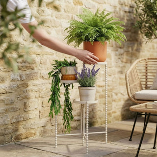 Pflanzenständer Beige 70 cm – 3-stufiger Blumenständer aus Eisen | Mica Decorations Salvo