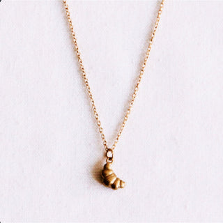 Zarte Halskette Croissant Gold
