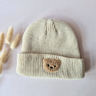 Rammelaartje Bär Beanie – Beige warme Strickmütze für Babys und Kleinkinder