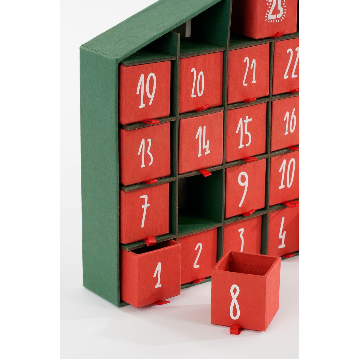 Adventskalender – L5 x B33 x H28 cm – Recyclingpapier – Rot, Grün