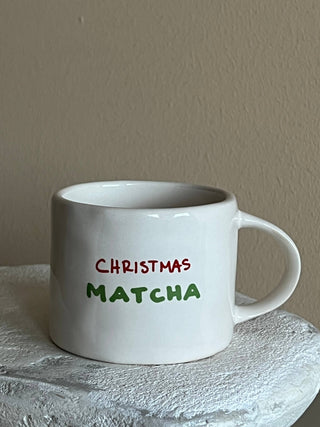 Keramik Tasse “Christmas Matcha” weiß-rot-grün stylische Kaffeetasse