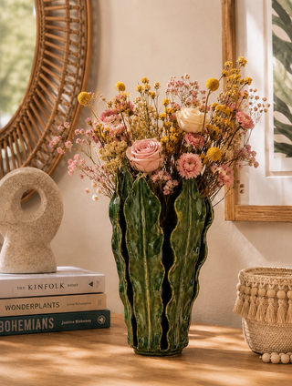 Keramikvase „Aloe Vera“ Grün – Moderne Designvase mit Blattstruktur | H 31 cm