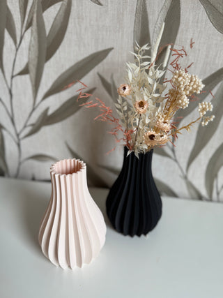 VASE 3D bauchig geriffelt schwarz