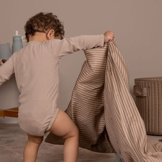 Bio-Bettwäsche – Junior – Cremefarbener Streifen – Nuuroo