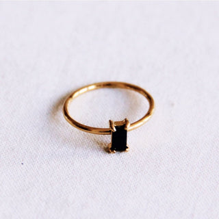 Bazou Minimalistischer Ring Gold – Edelstahl Ring Größe 7 (17,3 mm)