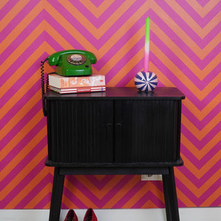 Candy Swirl Kerzenhalter – Bunter Kerzenhalter im Süßigkeiten-Design | Housevitamin - Pink/Violett - 10x10x10 cm