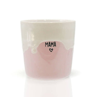 Mea Living Becher „Mama“ – Steingut Tasse Hellrosa – 280 ml – Handgemacht Geschenk für Mama