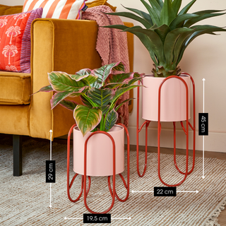 Blumentopf Set Donau Rosa auf Ständer – 2er Set Metall Pflanzgefäße modern – stilvolle Wohnaccessoires & Wohnzimmer Deko