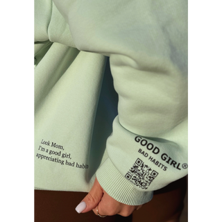 Oversized Boxy Fit Hoodie mit Rückprint – Statement Sweatshirt aus Bio-Baumwolle | GOOD GIRL BAD HABITS
