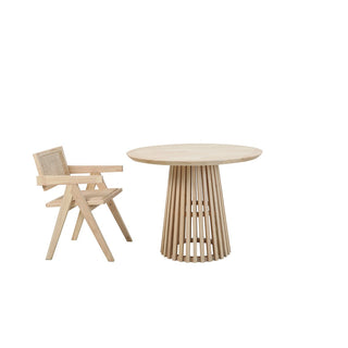 Armlehnstuhl aus Holz & Rattan – Gepolsterter Vintage Esszimmerstuhl im Naturlook